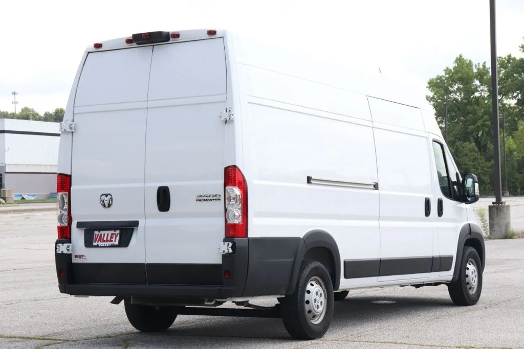 Used 2023 White Ram Super High Roof image 9