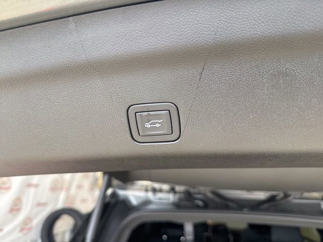 2026 GMC Yukon Denali - Photo 37