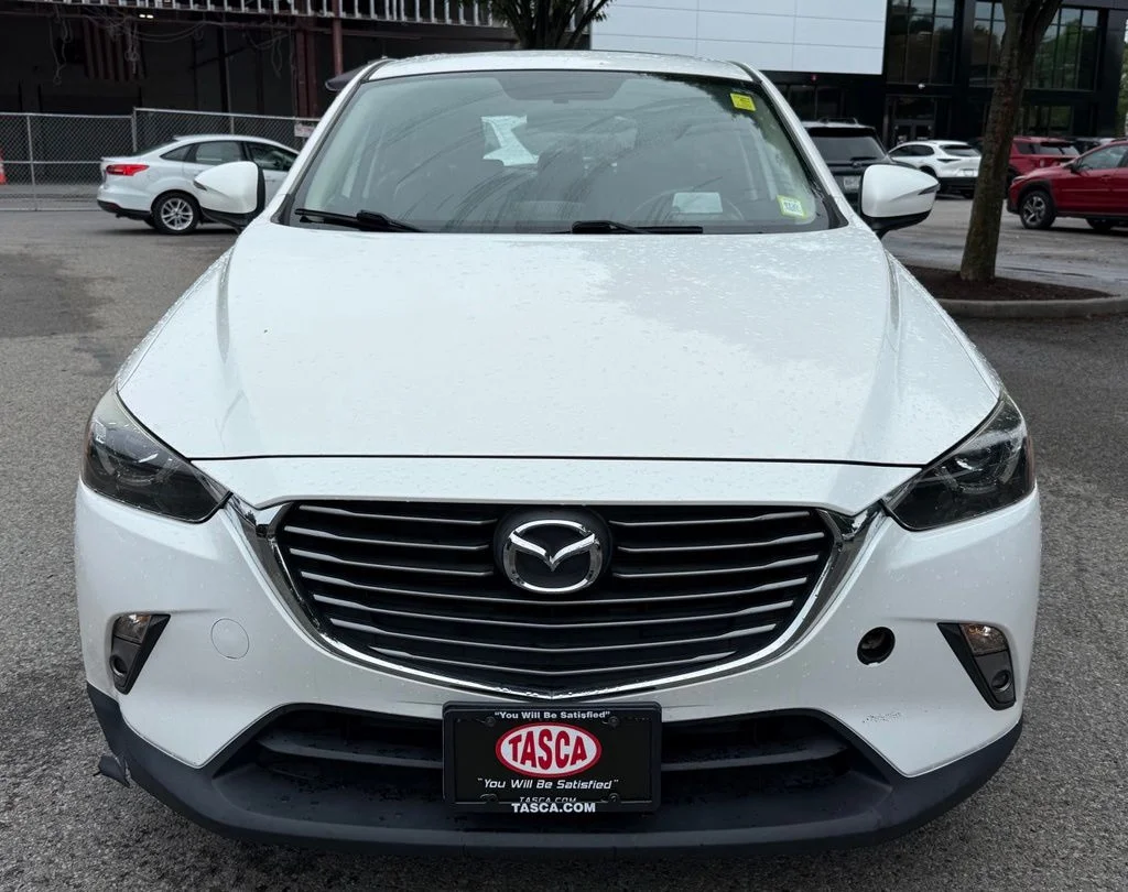 Used 2017 White Mazda Grand Touring image 3