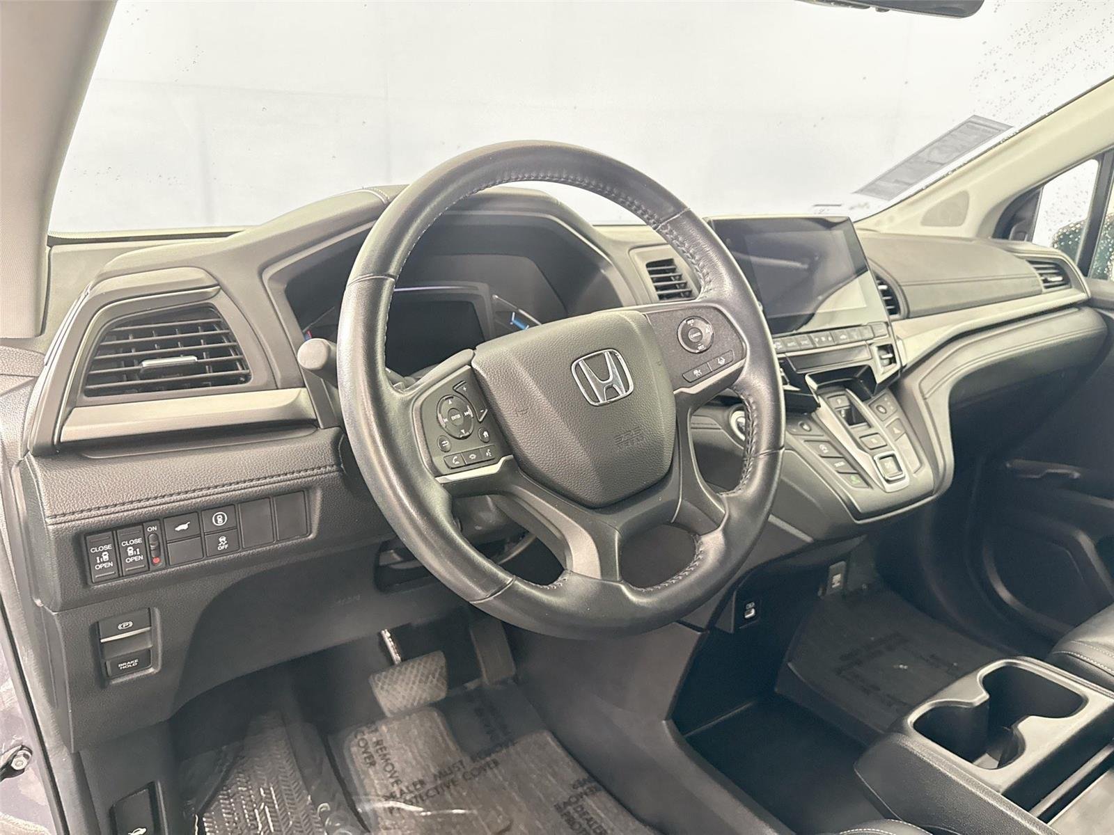 Used 2024 Modern Steel Metallic Honda EX-L image 4