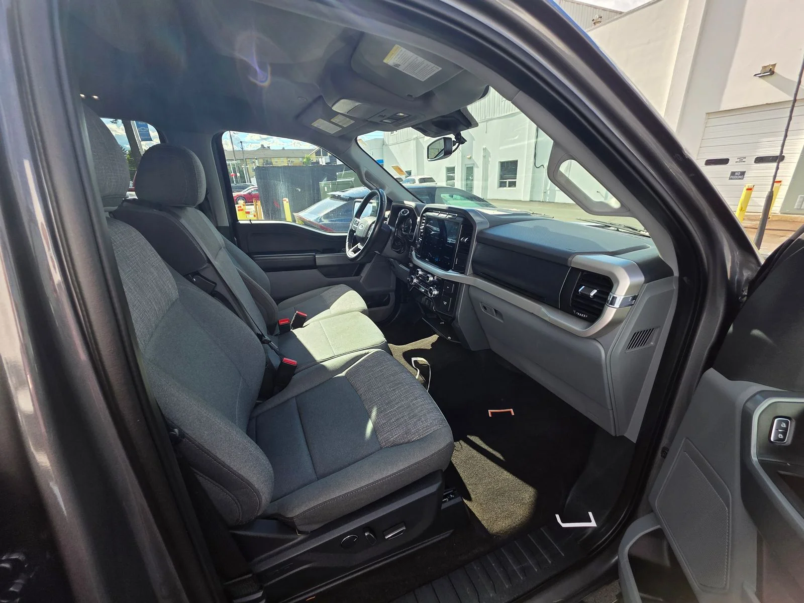 Used 2021 Gray Metallic Ford XLT image 15
