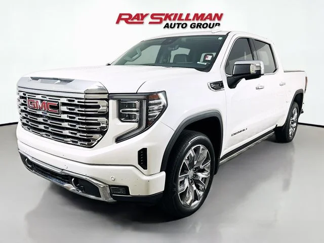 Used 2023 White GMC Denali image 3