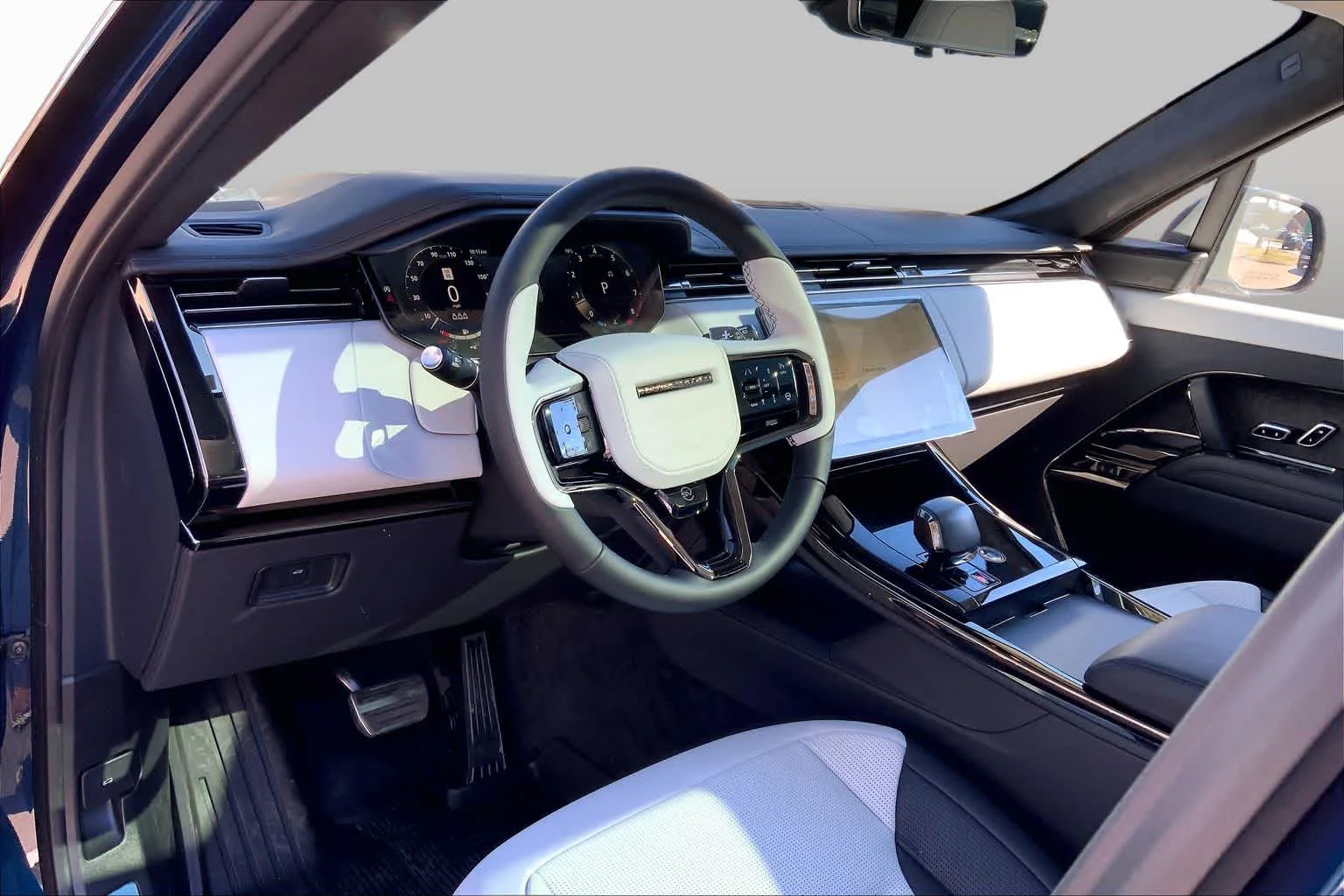 2026 Land Rover Range Rover Sport SV - Photo 9
