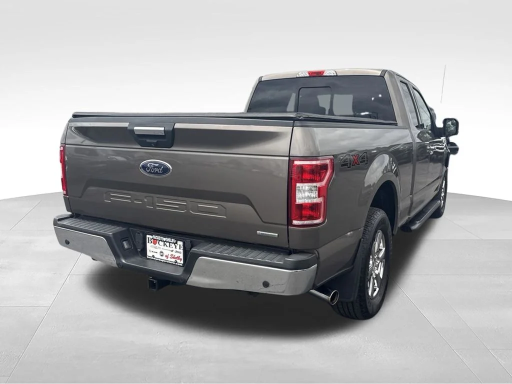 Used 2018 Gray Ford XLT image 3