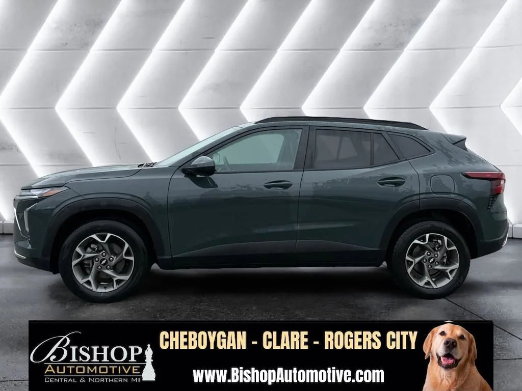 Pre-Owned 2025 Chevrolet Trax LT image 15