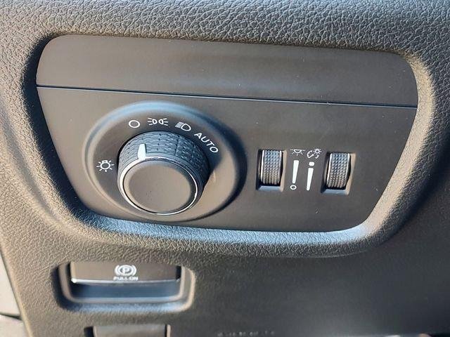 New 2026 Baltic Gray Metallic Clearcoat Jeep Laredo image 26