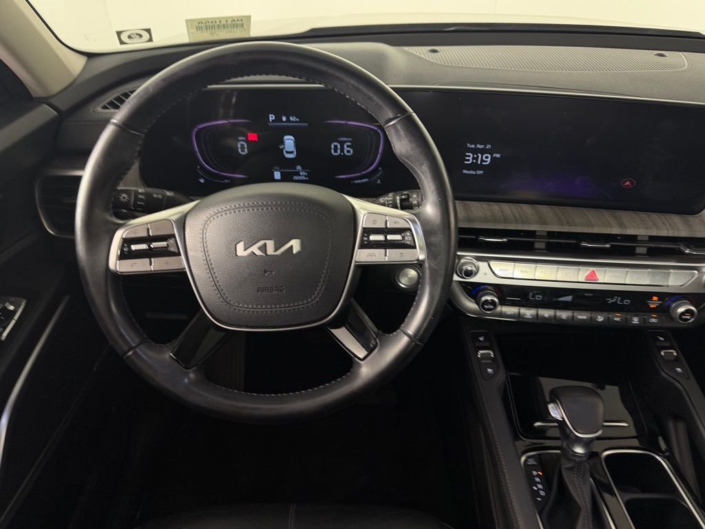 Certified Used 2023 Green Kia EX image 14