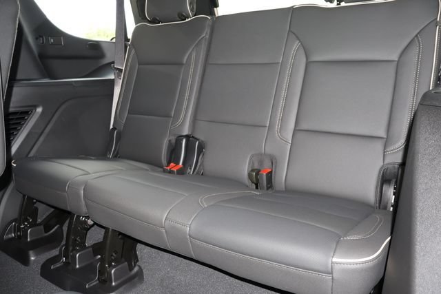 New 2026 Titanium Rush Metallic GMC Elevation image 15