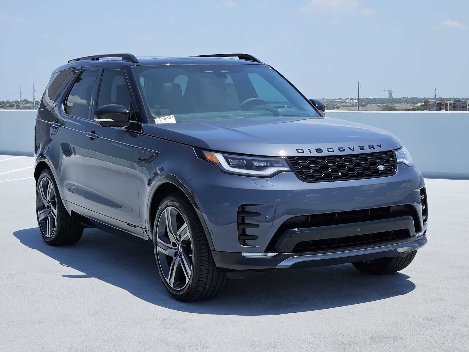 New 2026 Varesine Blue LAND ROVER Dynamic SE image 3