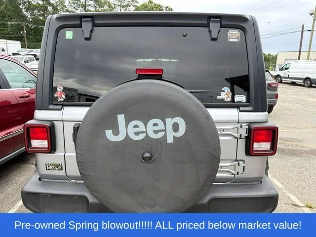 Used 2021 Silver Jeep Unlimited Sport S image 6