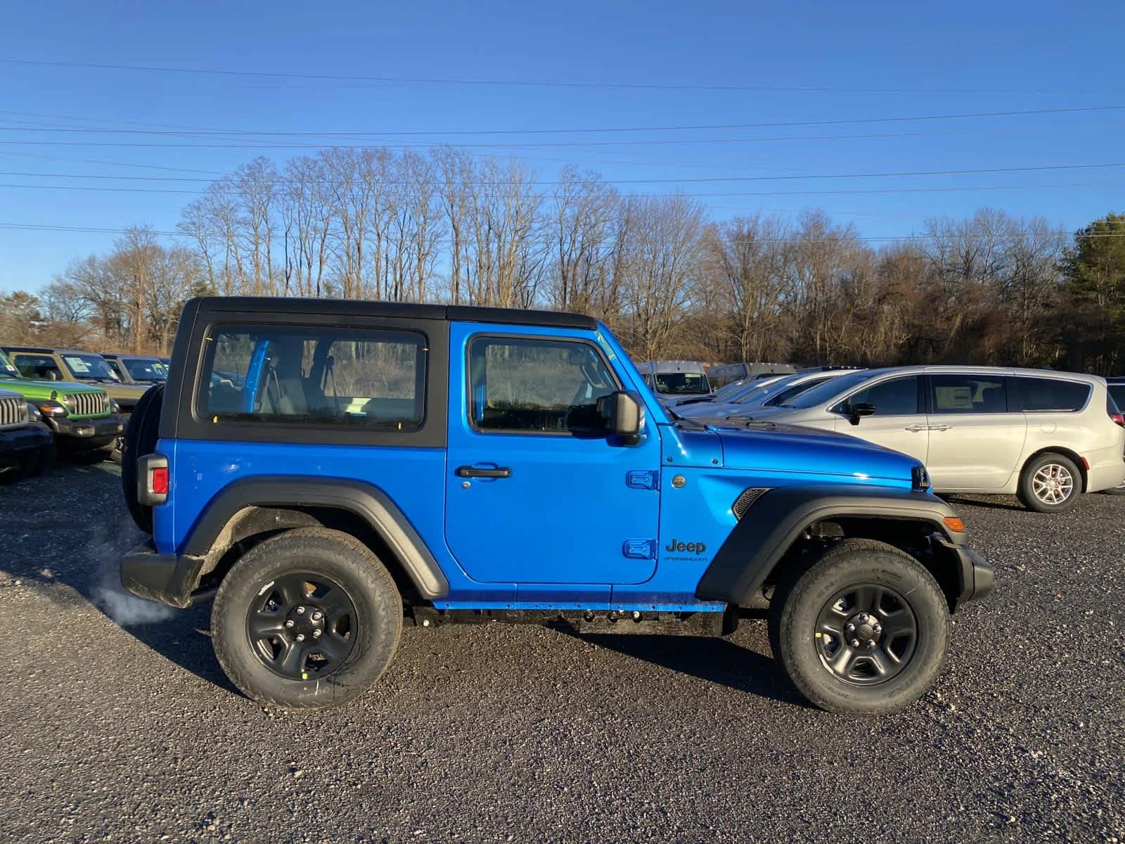 New 2026 Hydro Blue Pearl-Coat Exterior Paint Jeep Sport image 2