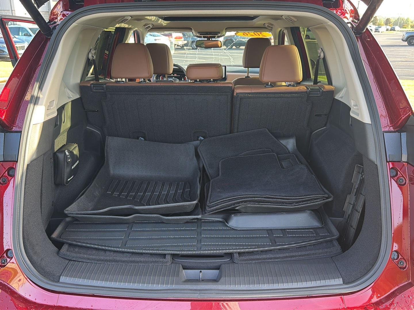 Used 2026 Scarlet Ember Tintcoat Nissan Platinum image 35