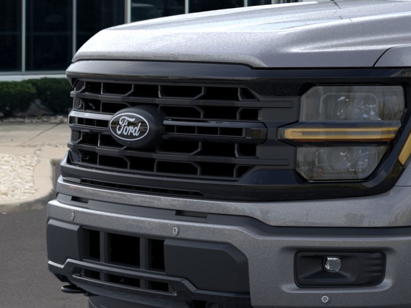 New 2026 Carbonized Gray Metallic Ford XLT image 44