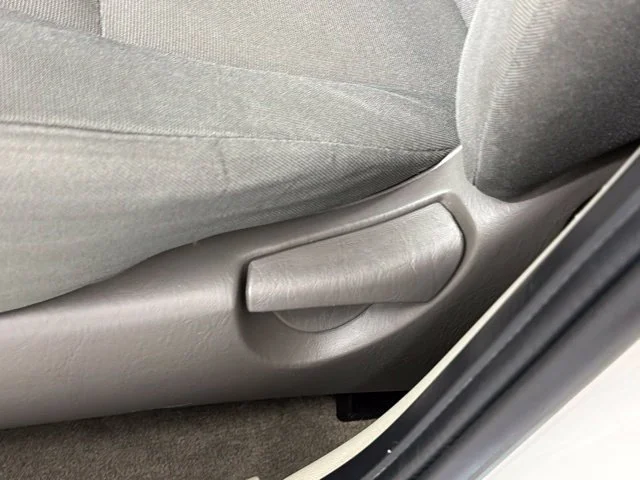 Used 2012 White Ford XLS image 16