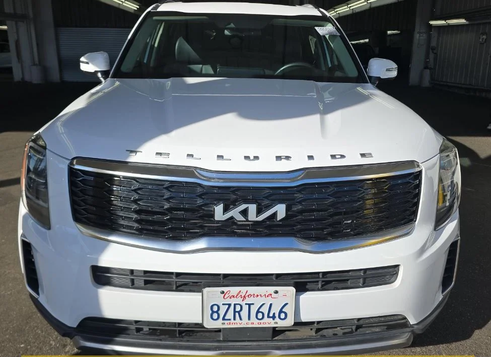 Used 2022 Kia Telluride EX with VIN 5XYP3DHC9NG247224 for sale in Kansas City