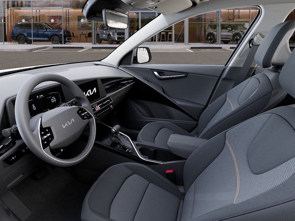 New 2026 Snow White Pearl Kia LX image 17