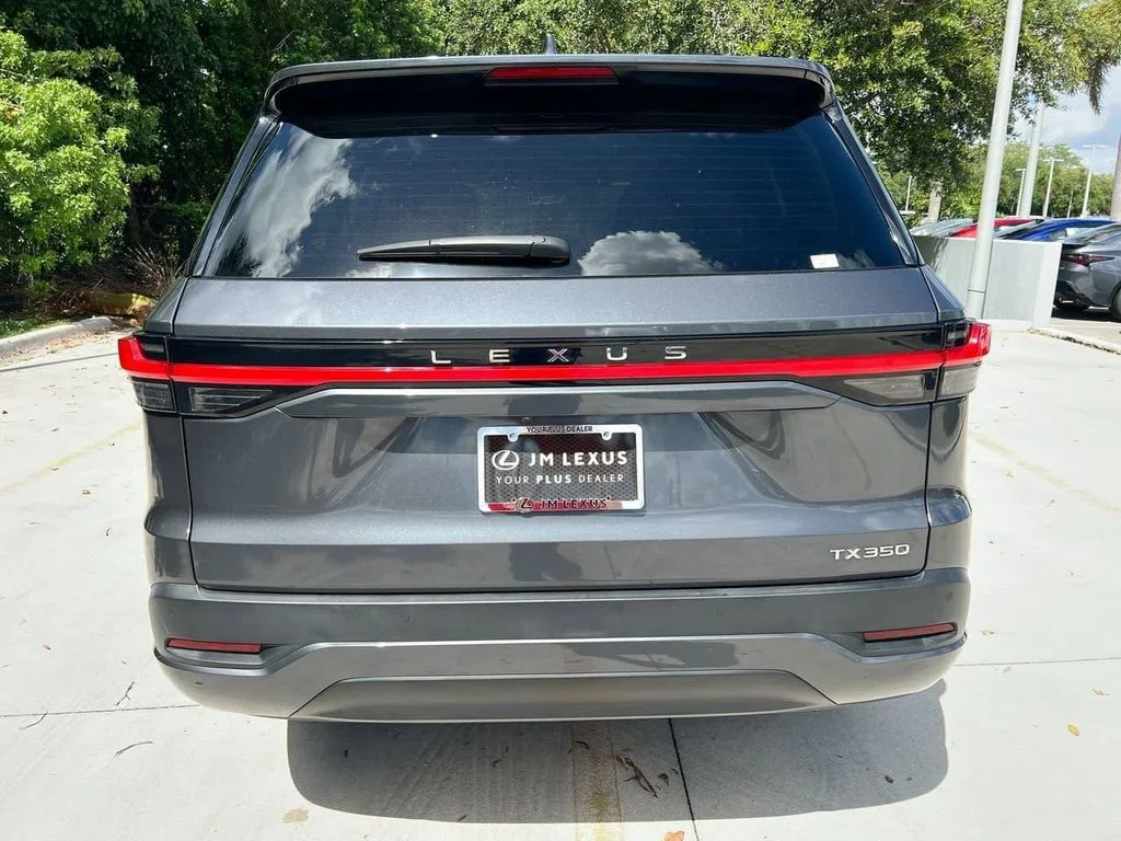 Used 2024 Gray Lexus 350 Luxury image 6