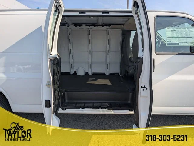 2025 Chevrolet Express Cargo Work Van - Photo 16