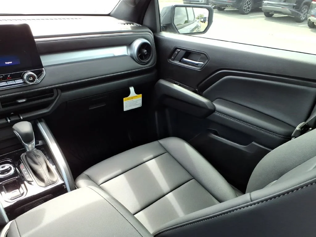 2026 Chevrolet Colorado LT - Photo 27
