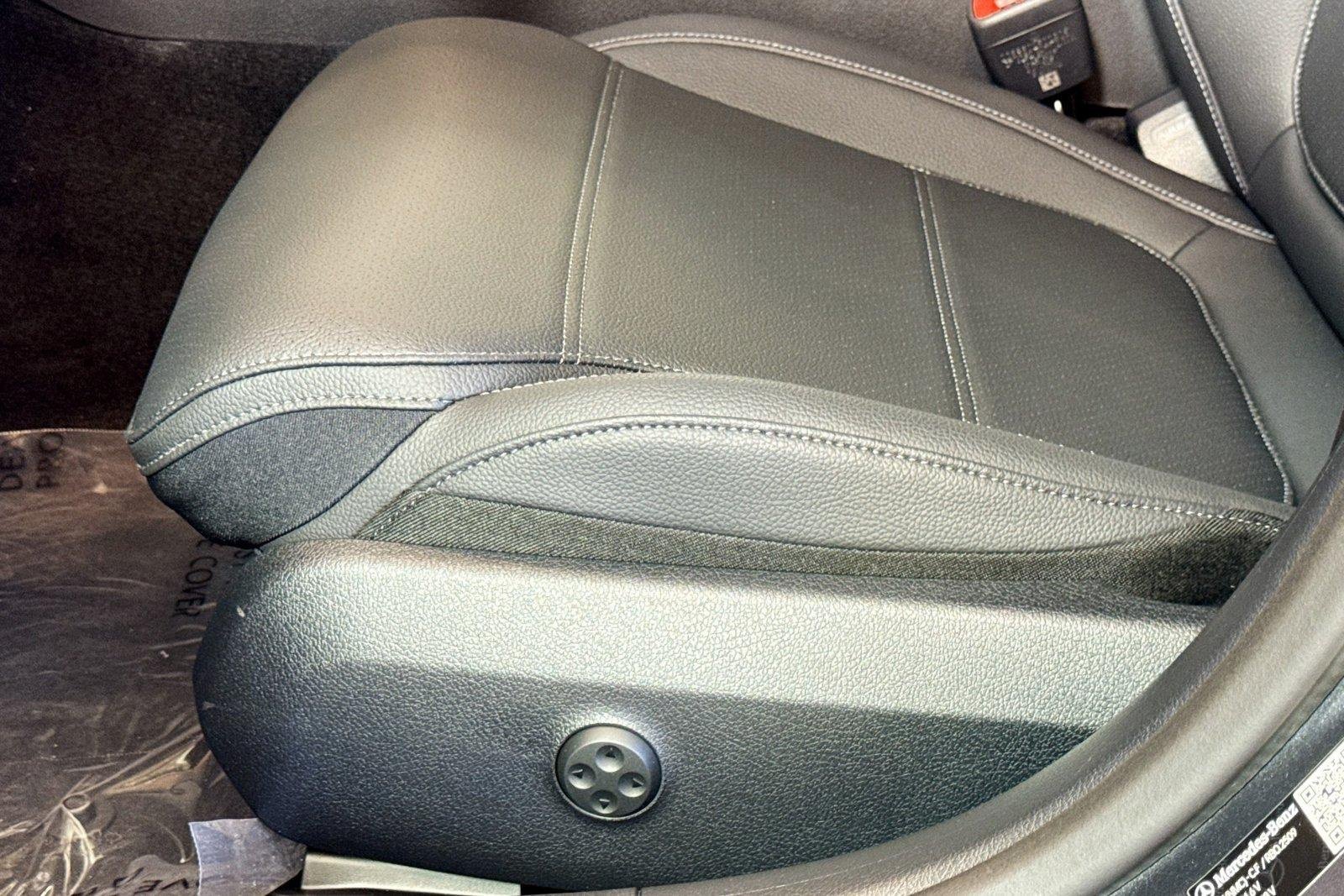 New 2026 Selenite Grey Metallic Mercedes-Benz C 300 image 17