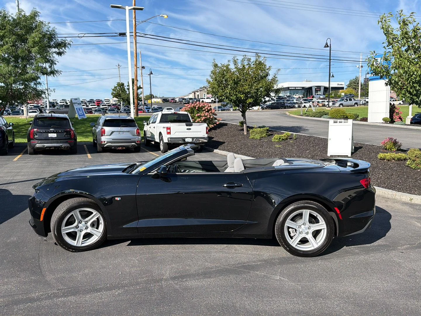 Used 2023 Black Chevrolet 1LT image 5