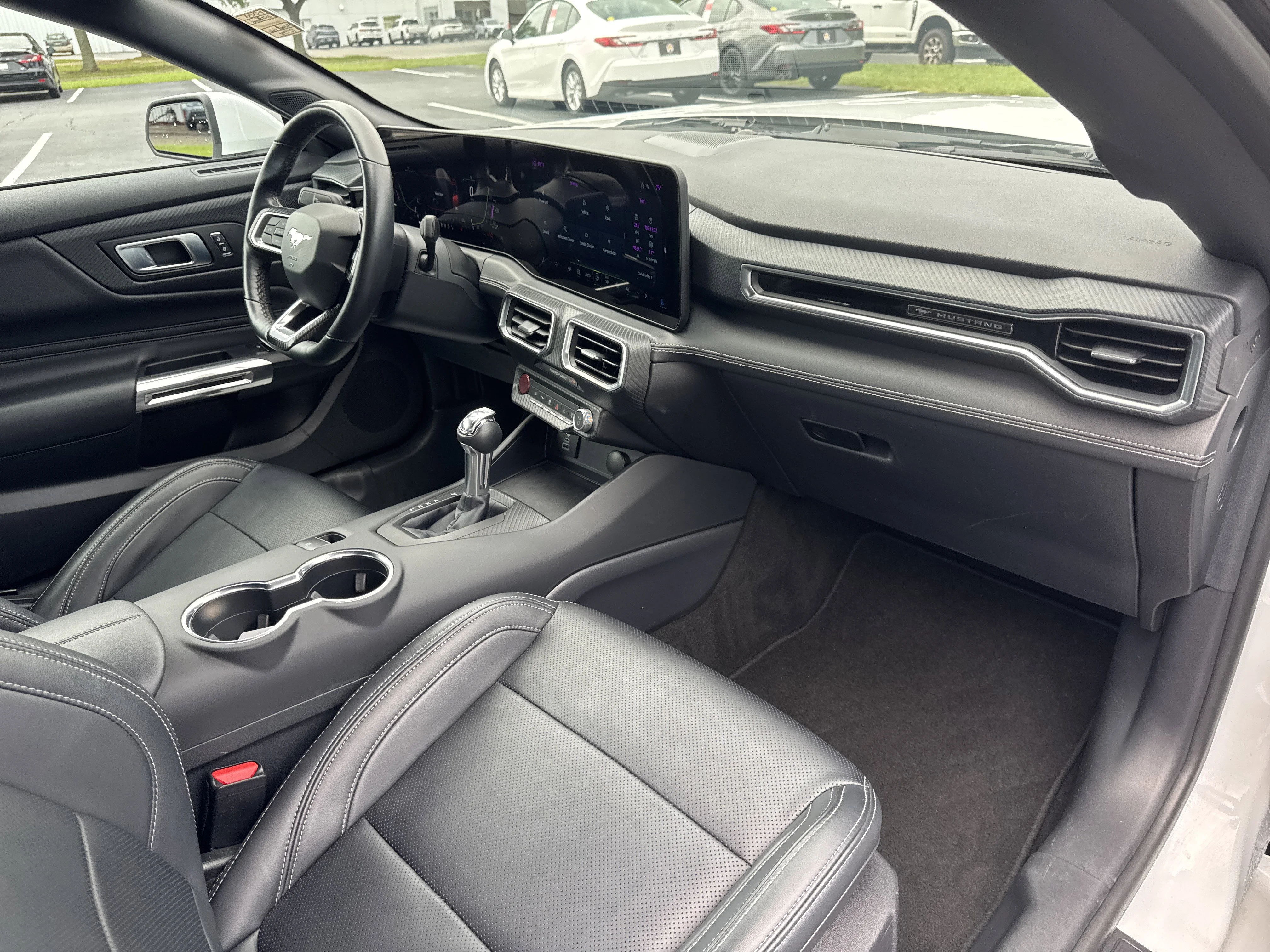 Used 2025 Oxford White Ford EcoBoost Premium image 29