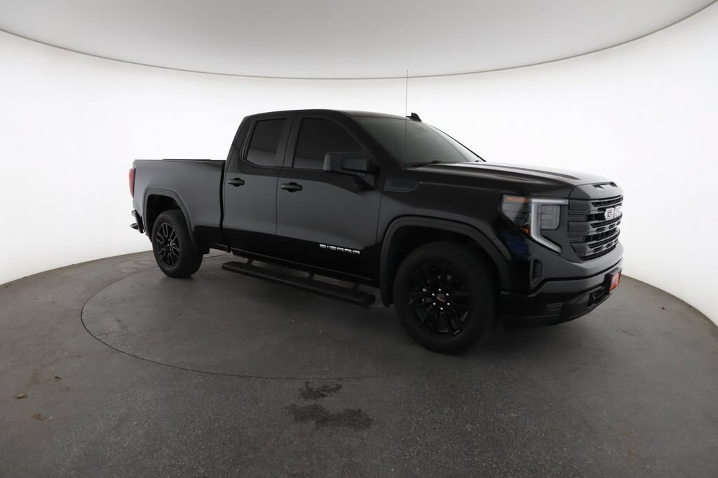 Used 2024 Onyx Black GMC Pro image 2