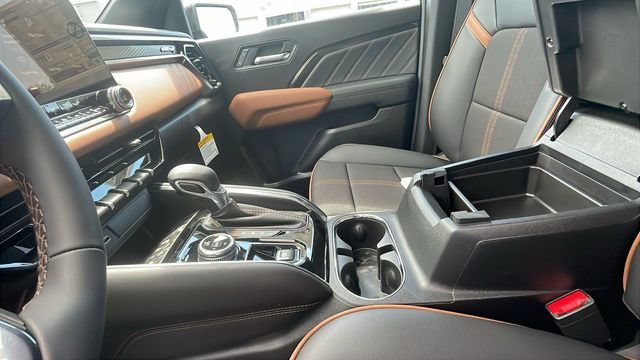 2026 GMC Canyon AT4 - Photo 16