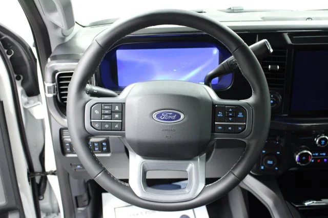 New 2026 Star White Metallic Tri-Coat Ford F-250® Lariat® image 40
