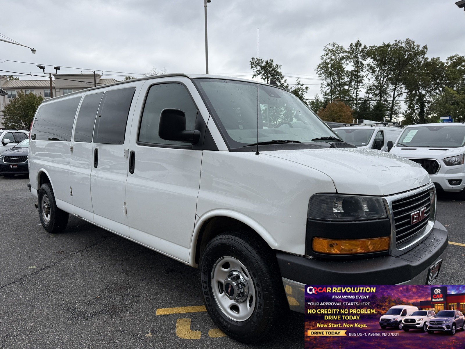 2020 GMC Savana Passenger