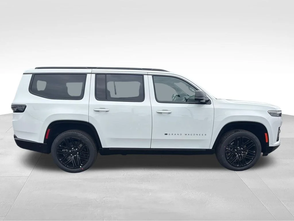 New 2026 Bright White Clear-Coat Exterior Paint Jeep Grand Wagoneer image 2