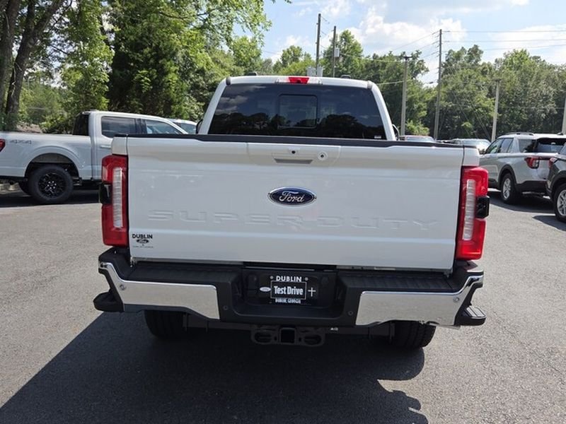 New 2026 Star White Metallic Tri-Coat Ford F-250® Lariat® image 13
