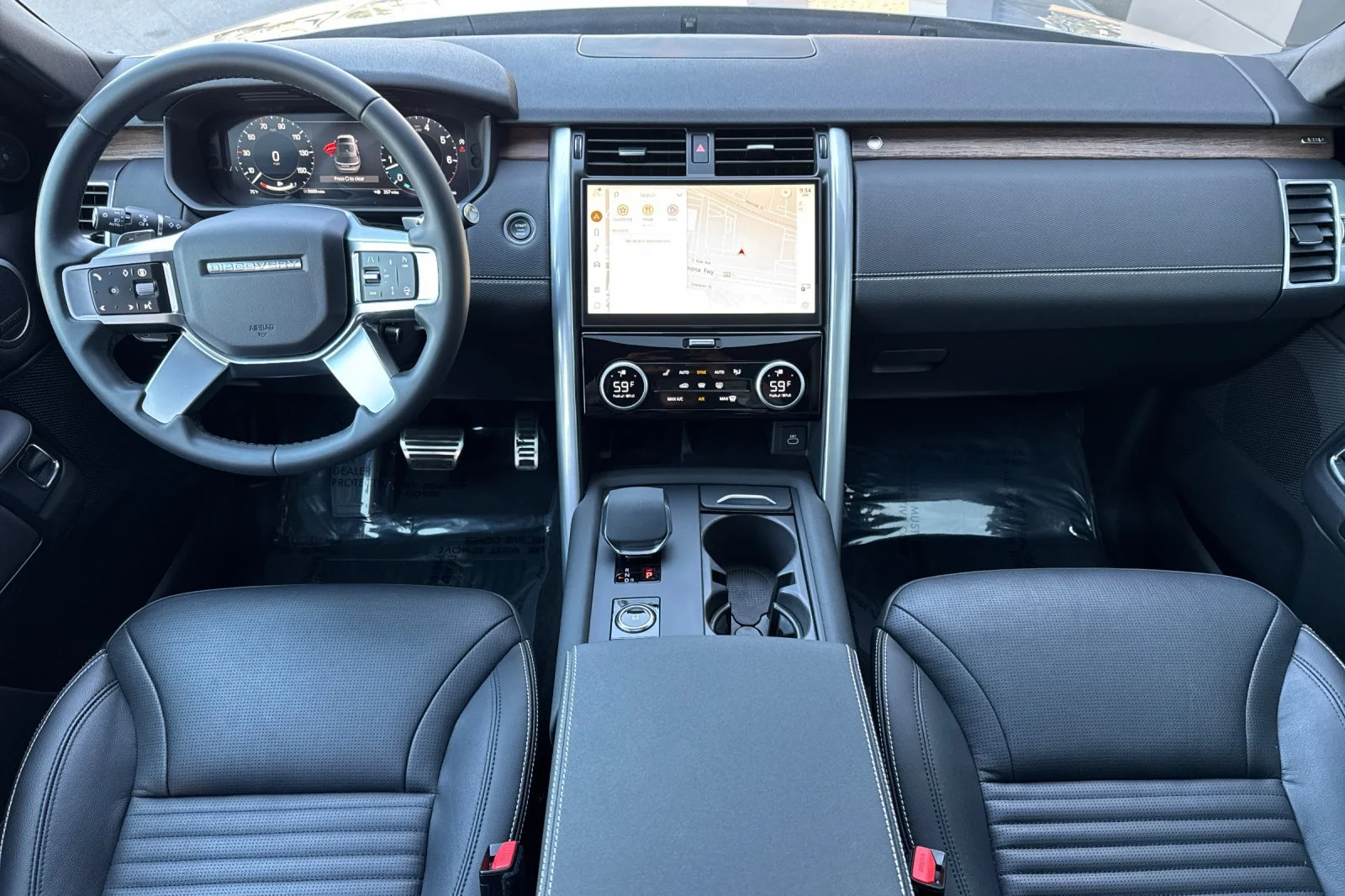 Certified Used 2025 Gray Land Rover Dynamic SE image 14