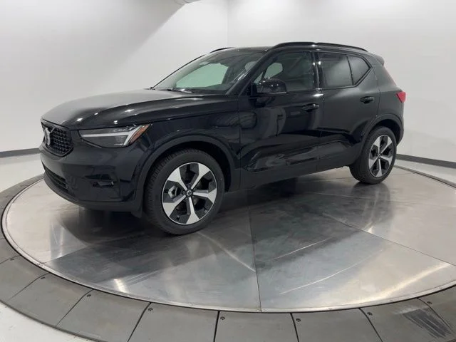 2026 Volvo XC40 Plus
