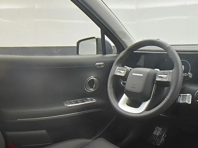 New 2026 Gray Hyundai SEL Premium image 33
