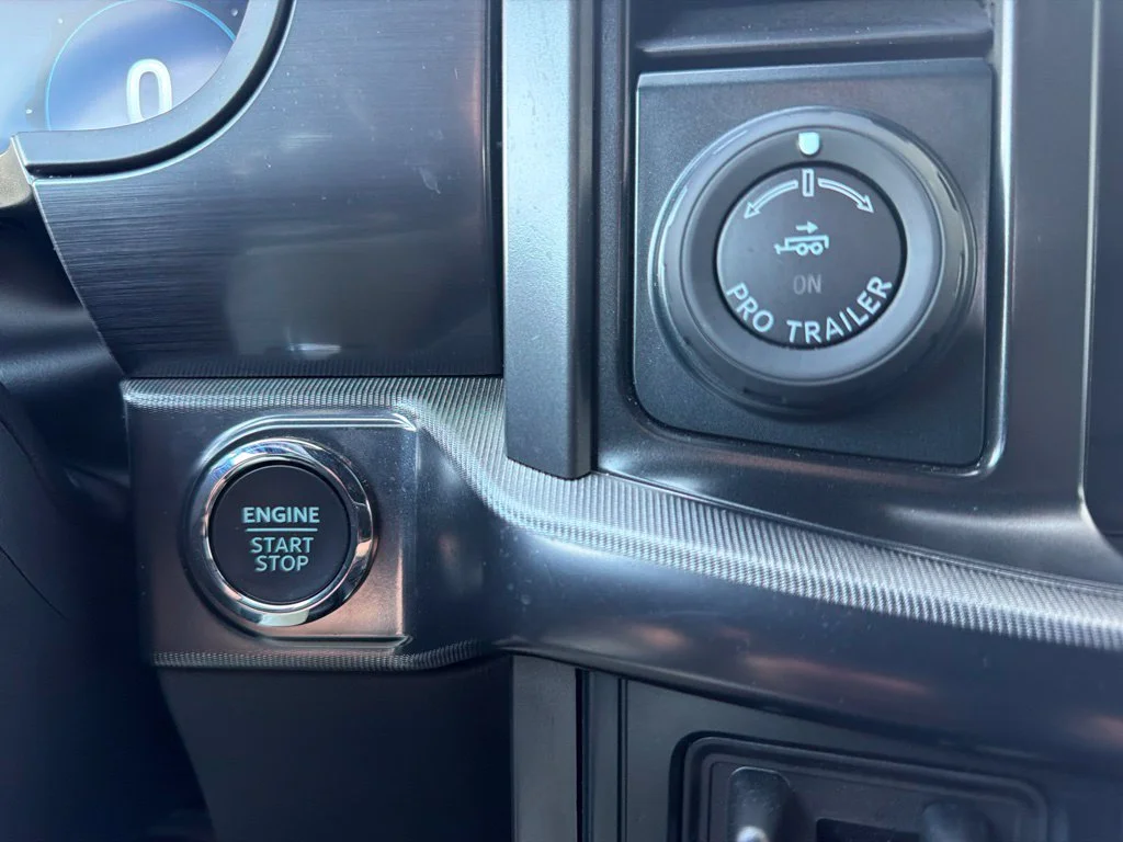 Used 2025 Space White Metallic Ford Lariat image 20
