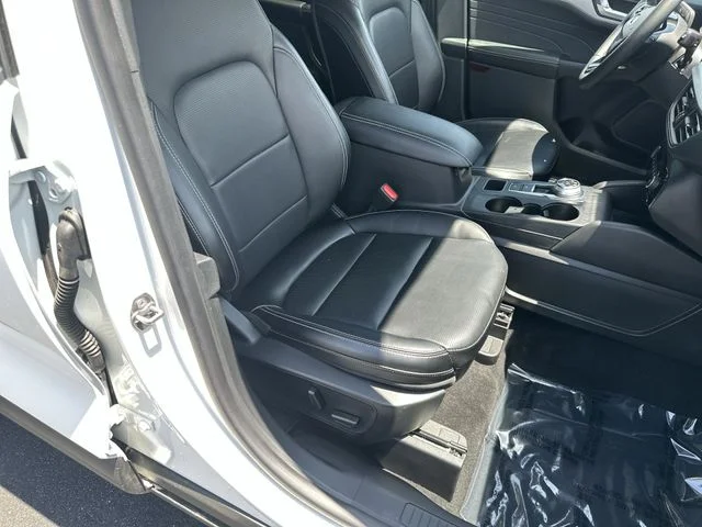 Used 2024 White Ford Platinum image 27