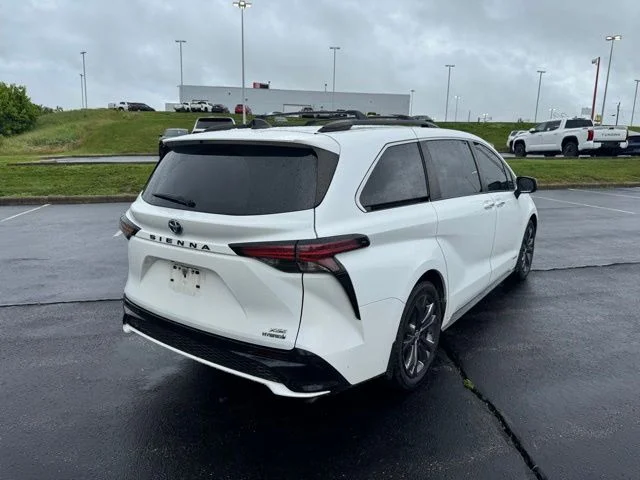 Used 2021 Super White Toyota XSE image 3