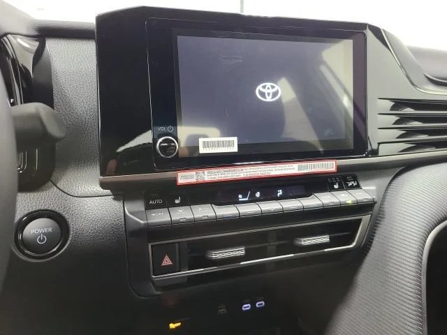New 2026 Ice Cap Toyota SE image 25