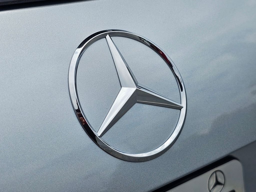 New 2026 Cirrus Silver Metallic Mercedes-Benz GLA 250 image 12