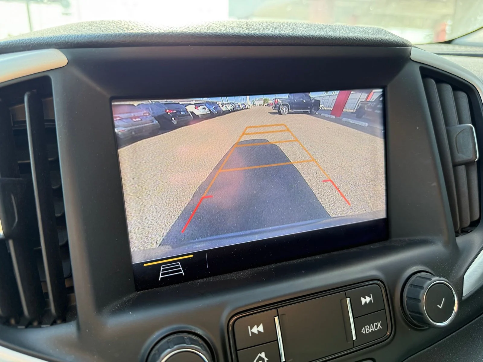 Used 2020 Gray GMC SLT image 8