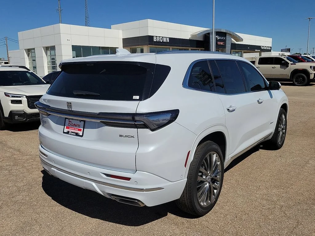 2026 Buick Enclave Avenir - Photo 10