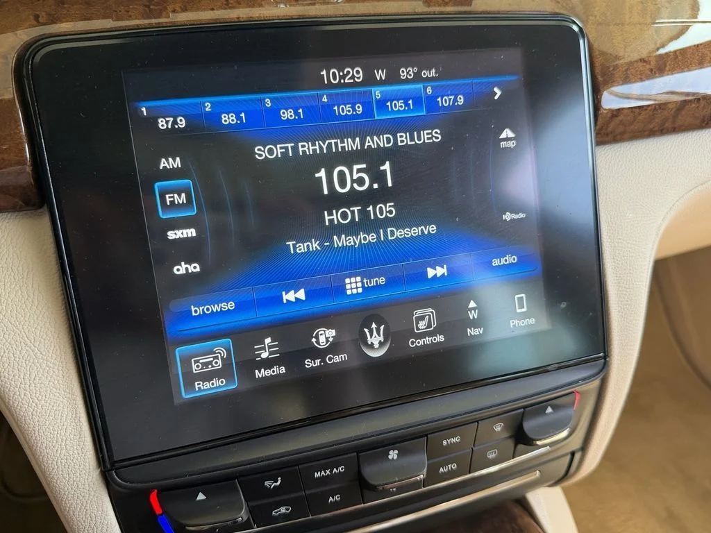 Used 2017 Red Maserati S image 21