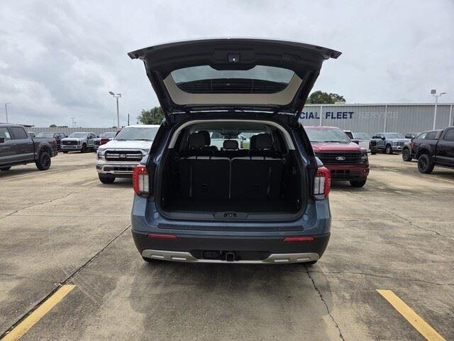 New 2026 Vapor Blue Metallic Ford Active image 32