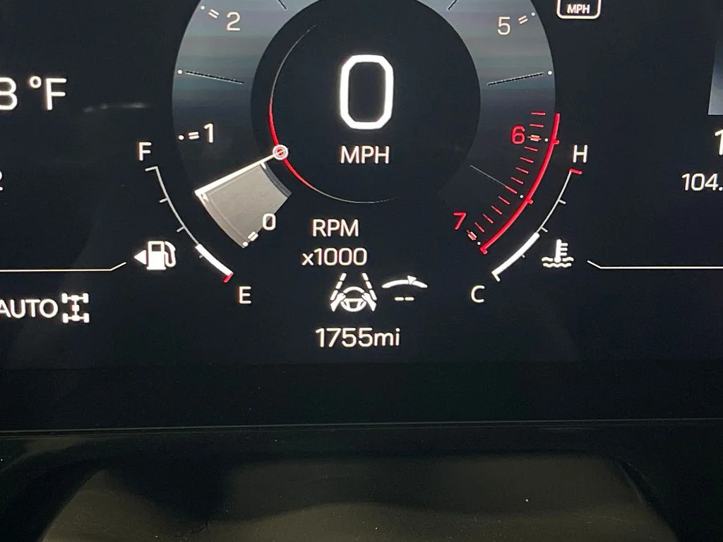 Used 2026 White GMC Elevation image 22