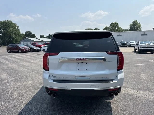 2024 GMC Yukon XL Denali - Photo 10