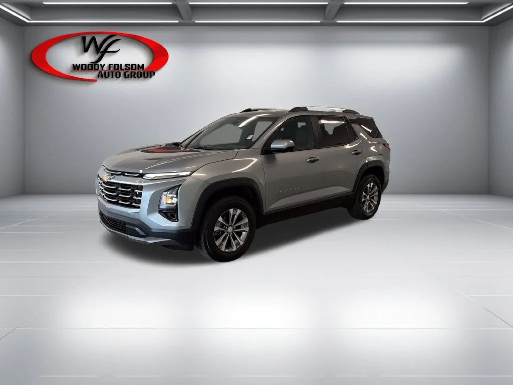 Used 2025 Gray Chevrolet LT image 3