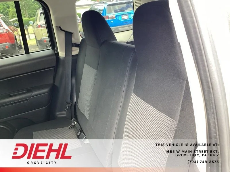 Used 2014 Gray Jeep Sport image 14
