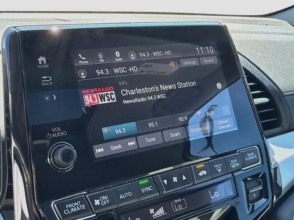 Used 2020 Black Honda EX-L image 14