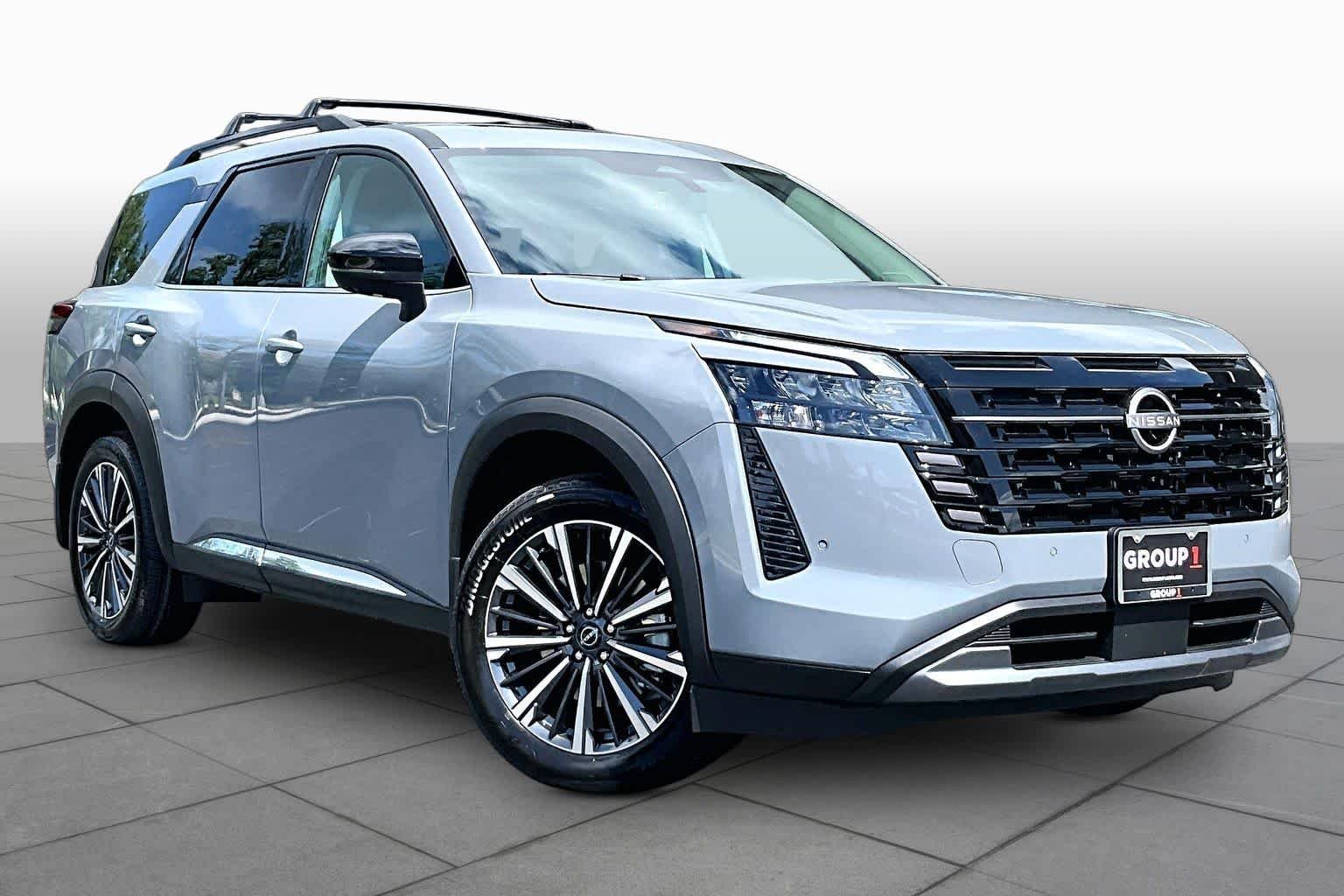 New 2026 Boulder Gray Pearl Nissan Platinum image 2